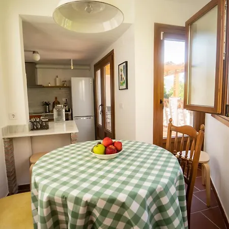 L57 - En Habitación en casa particular Orgiva